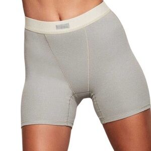 SKIMS COTTON MINERAL SHORTS / BOXERS